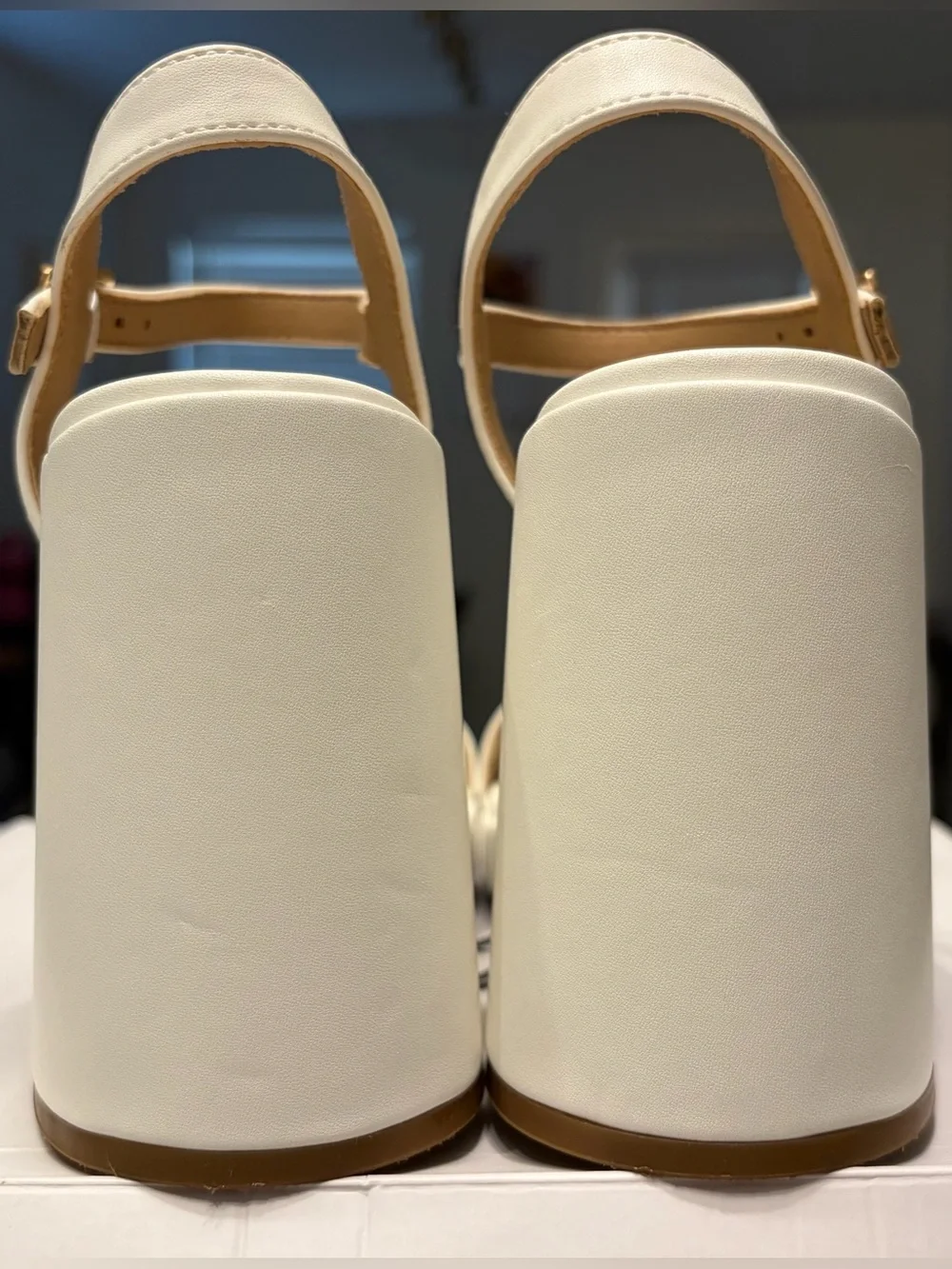 Athlefit White Platform Chunky Heel Sandals Women's US Size 7.5